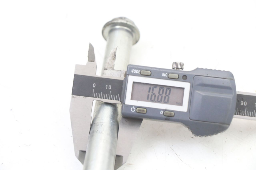 photo de VOORWIELAS SUZUKI GSF S BANDIT 600 (2000 - 2004) - Andere kijkhoek