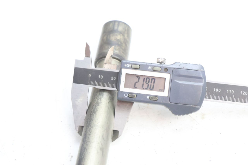 photo de VOORWIELAS YAMAHA TDM ABS 900 (2002 - 2014) - Technische close-up