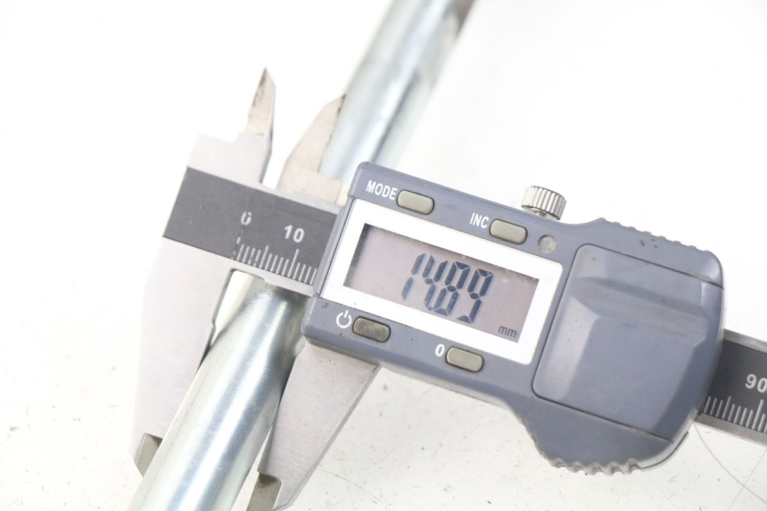 photo de VOORWIELAS PEUGEOT VIVACITY NEW 4T 50 (2008 - 2017) - Andere kijkhoek