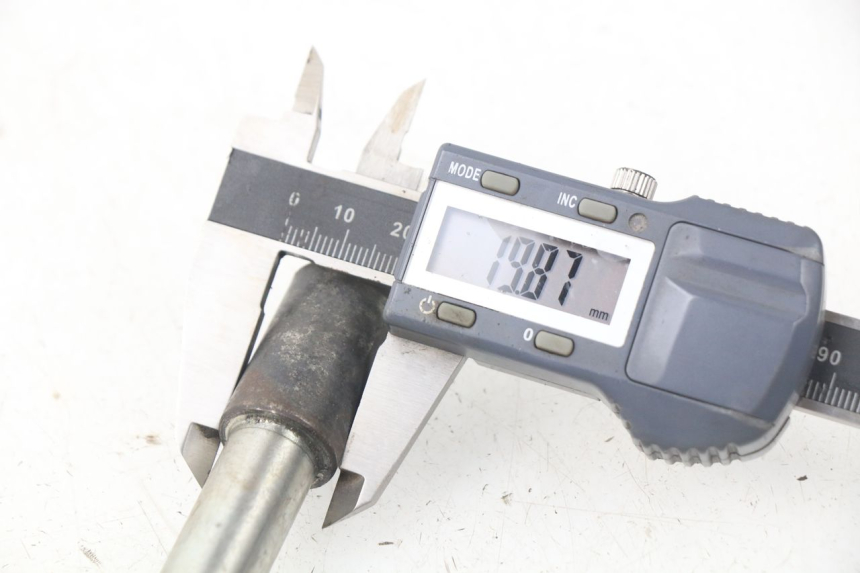 photo de VOORWIELAS PIAGGIO X9 125 (2000 - 2003) - Andere kijkhoek