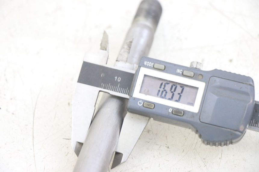 photo de VOORWIELAS YAMAHA XJN DIVERSION 600 (2000 - 2003) - Detail van het onderdeel