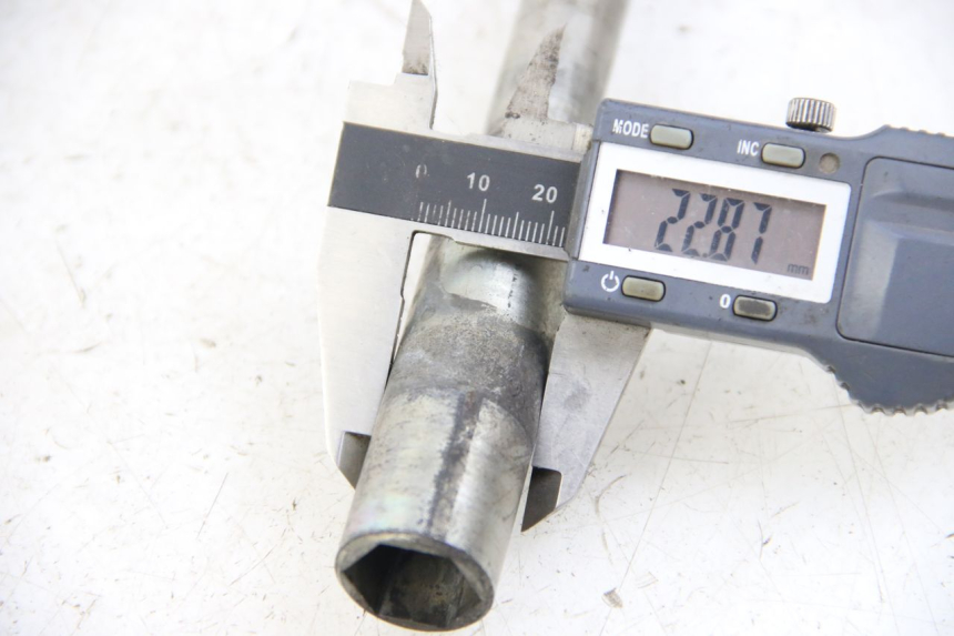 photo de VOORWIELAS YAMAHA XP T-MAX TMAX 500 (2004 - 2007) - Andere kijkhoek