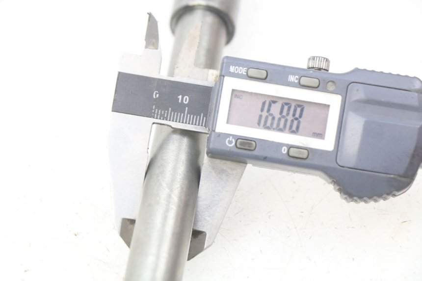 photo de VOORWIELAS KAWASAKI ZR7 ZR-7 S 750 (1999 - 2004) - Detail van het onderdeel