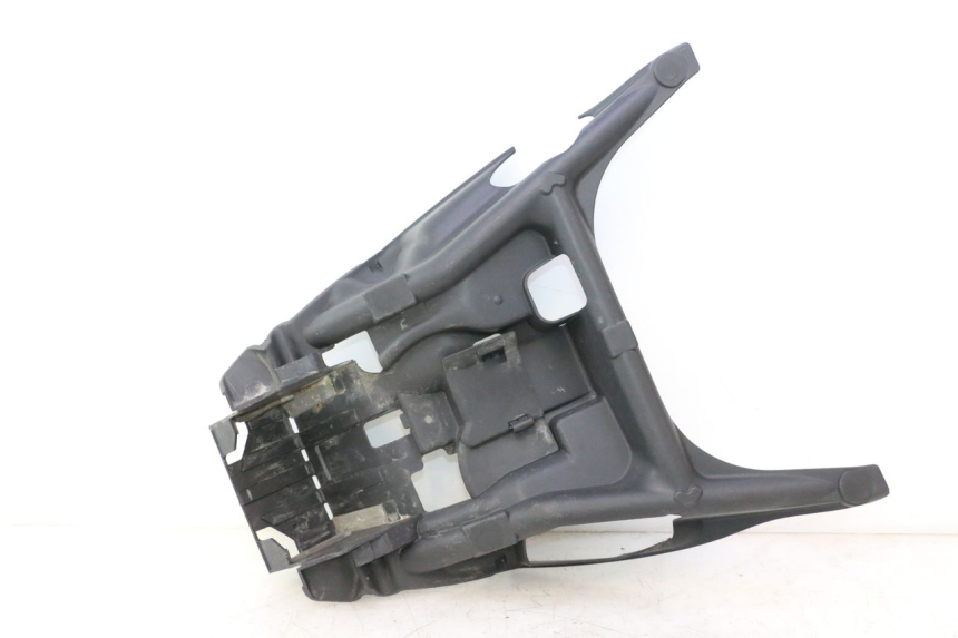 photo de BATTERIJDOOS SUZUKI BURGMAN EXECUTIVE ABS 650 (2006 - 2012) - Hoofdaanzicht