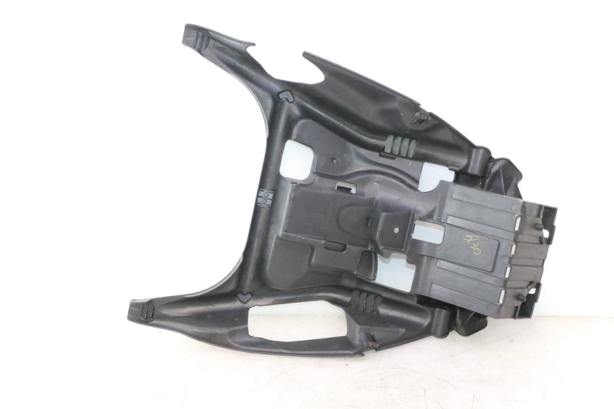 photo de BATTERIJDOOS SUZUKI BURGMAN EXECUTIVE ABS 650 (2006 - 2012) - Andere kijkhoek