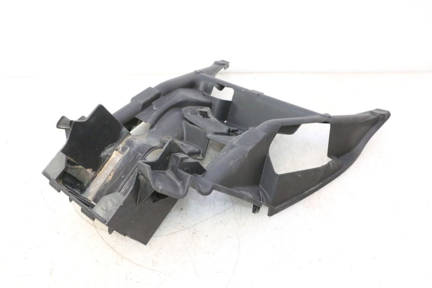 photo de BATTERIJDOOS SUZUKI BURGMAN EXECUTIVE ABS 650 (2006 - 2012) - Technische close-up