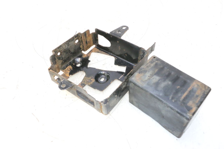 photo de BATTERIJDOOS HONDA CB TWO FIFTY 250 (1991 - 2002) - Detail van het onderdeel