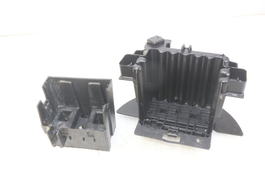 photo de ACCUBAK PEUGEOT CITYSTAR 2T 50 (2018 - 2021) - Hoofdaanzicht