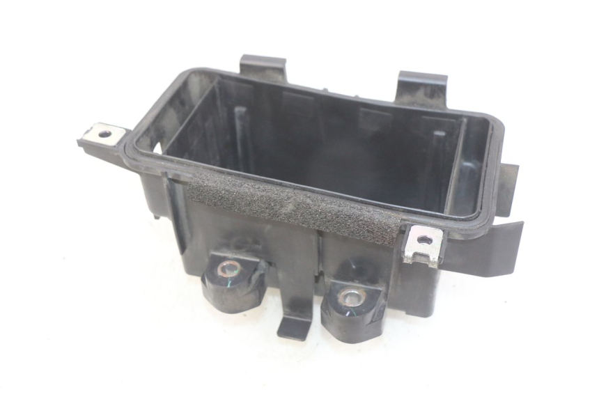 photo de ACCUBAK HONDA FJS SILVERWING SILVER WING 400 (2009 - 2016) - Detail van het onderdeel