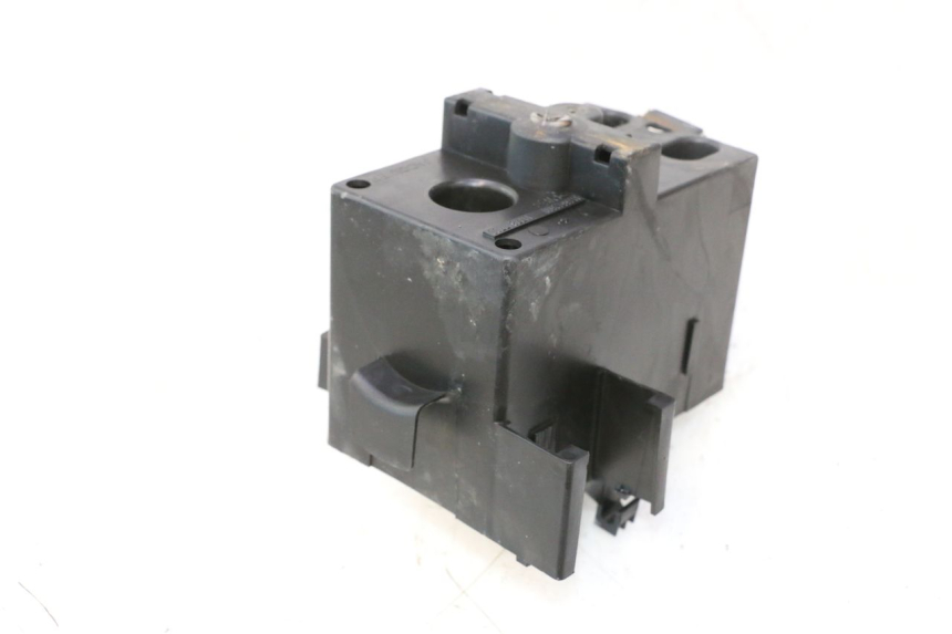 photo de BATTERIJDOOS PEUGEOT LUDIX PRO 2T 50 (2010 - 2017) - Andere kijkhoek