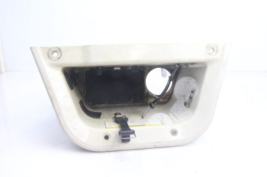 photo de BATTERIJDOOS YAMAHA WAVE RUNNER GP R 1200 (2000 - 2003) - Zoom op gebruiksstaat