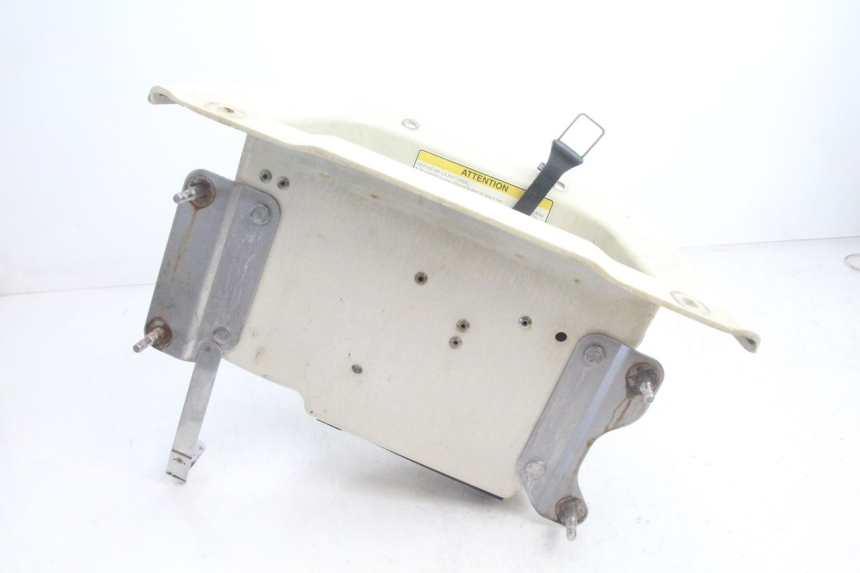 photo de BATTERIJDOOS YAMAHA WAVE RUNNER GP R 1200 (2000 - 2003) - Andere kijkhoek