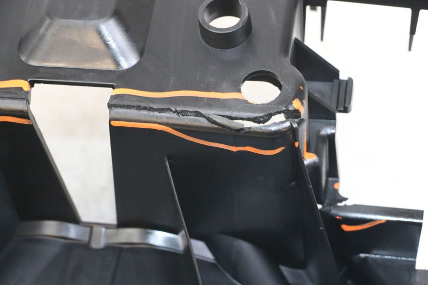 photo de ACCUBAK YAMAHA XMAX X-MAX ABS 125 (2017 - 2020) - Technische close-up