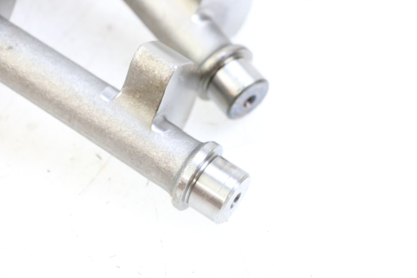 photo de MOTOREVENWICHTER HONDA FJS SILVER WING SILVERWING 400 (2005 - 2008) - Zoom op gebruiksstaat