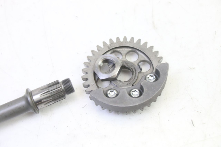 photo de MOTOREVENWICHTER YAMAHA YZF YZ-F 450 (2014 - 2016) - Andere kijkhoek