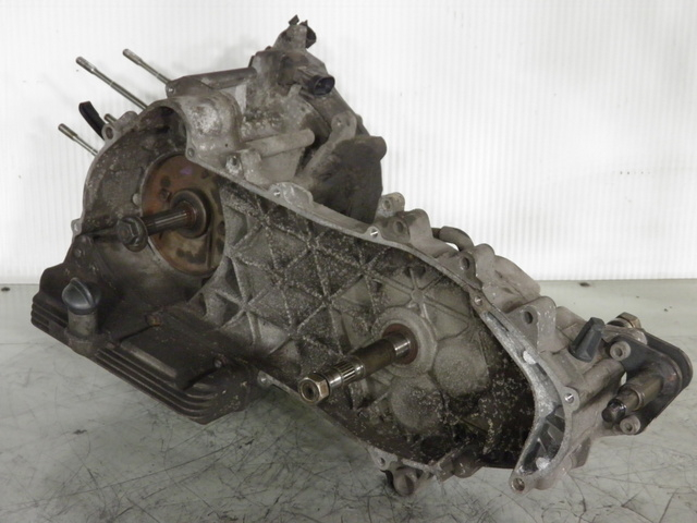 photo de ONDERKANT MOTOR PIAGGIO MP3 RL 125 (2006 - 2014) - Technische close-up