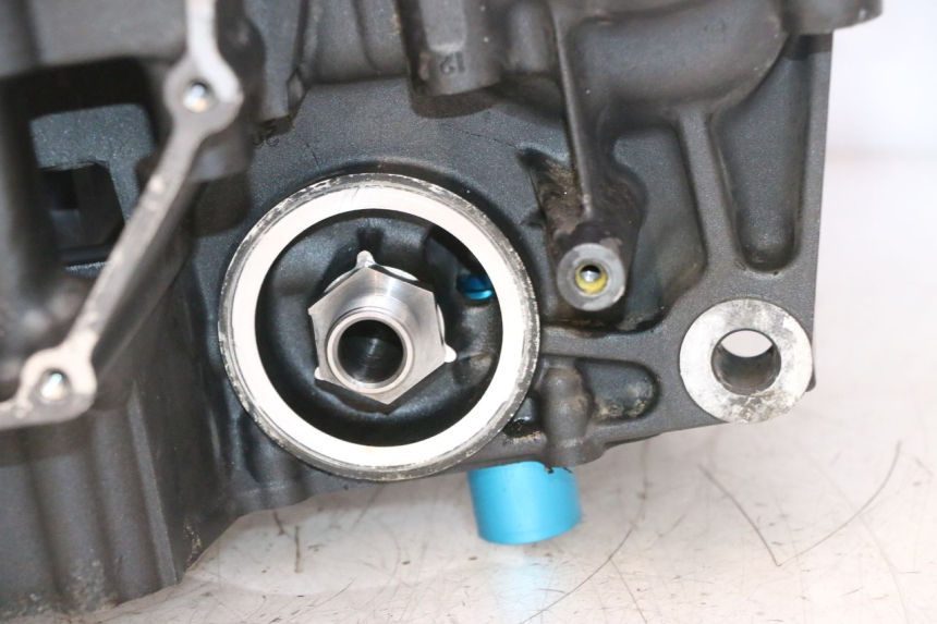 photo de ONDERSTE MOTOR YAMAHA YZF R6 600 (2008 - 2009) - Zoom op gebruiksstaat