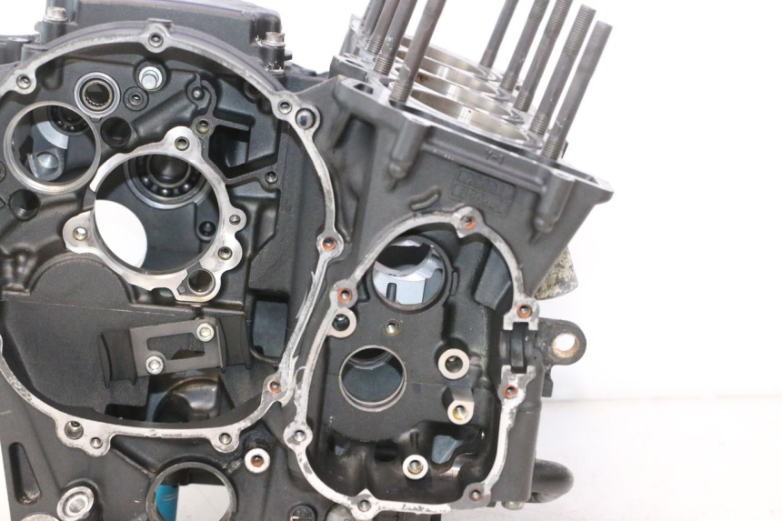 photo de ONDERSTE MOTOR YAMAHA YZF R6 600 (2008 - 2009) - Gecontroleerd onderdeel
