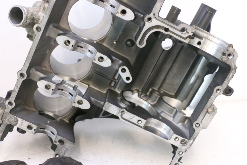 photo de ONDERSTE MOTOR YAMAHA YZF R6 600 (2008 - 2009) - Staat van het oppervlak