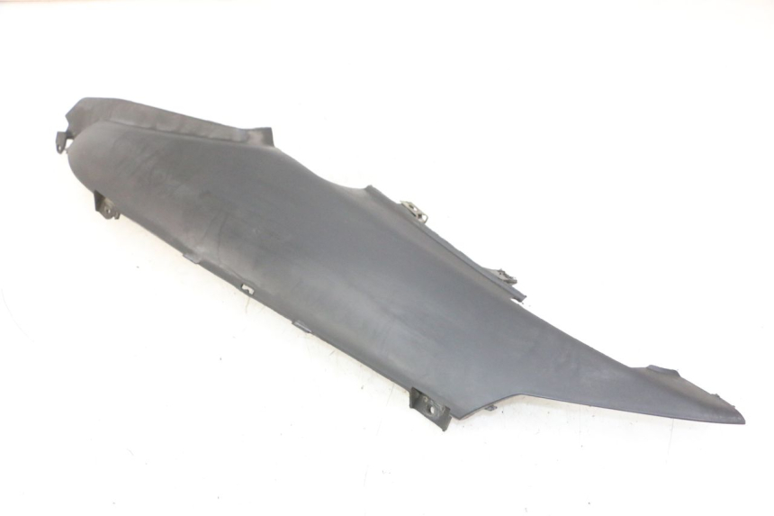 photo de rechter achterzijscherm onderzijde GILERA NEXUS 300 (2008 - 2013) - Andere kijkhoek