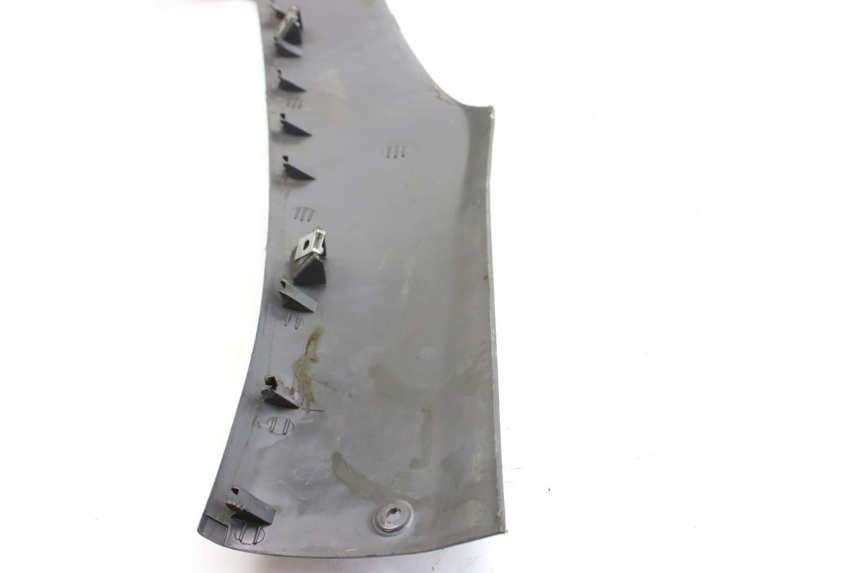 photo de rechter achterzijscherm onderzijde PIAGGIO HEXAGON 2T 125 (1994 - 1998) - Technische close-up