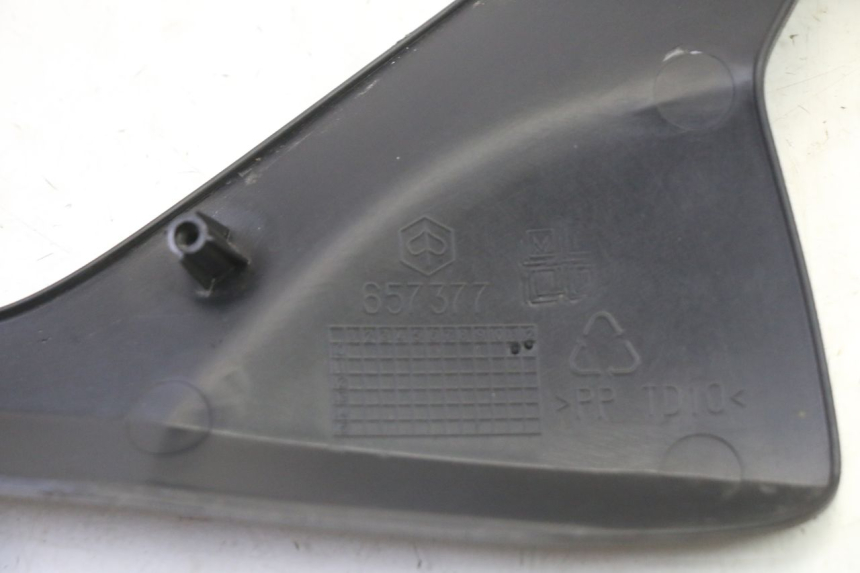 photo de rechter achterste dorpelplaat PIAGGIO MP3 HPE 310 (2024 - 2025) - Overzicht