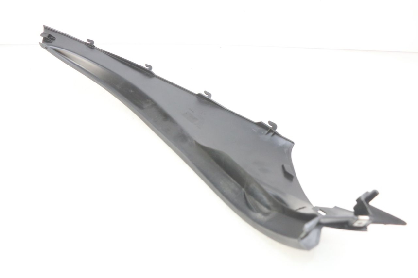 photo de rechter achterste dorpelplaat PIAGGIO MP3 500 (2011 - 2015) - Zoom op gebruiksstaat