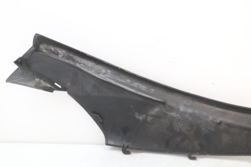 photo de rechter achterste dorpelplaat PIAGGIO MP3 125 (2006 - 2014) - Overzicht