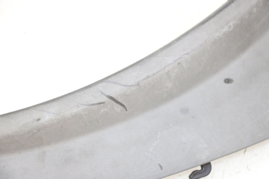 photo de rechter achterste dorpelplaat PIAGGIO MP3 RL 250 (2006 - 2010) - Overzicht