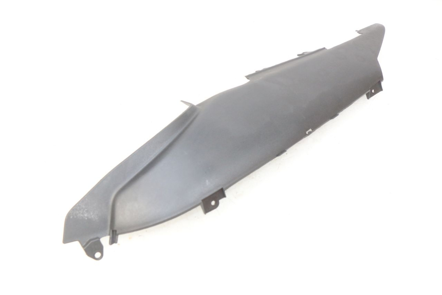 photo de rechter achterste dorpelplaat GILERA NEXUS 125 (2009 - 2013) - Technische close-up