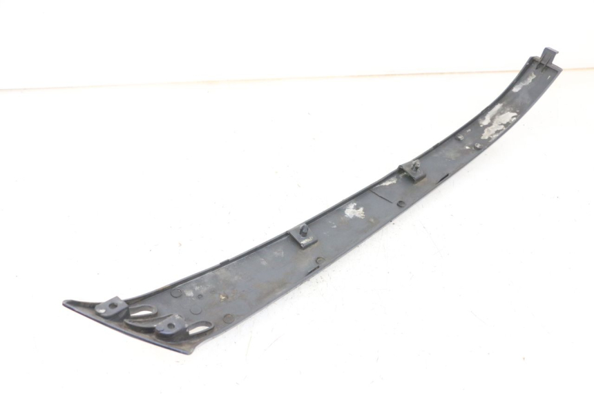 photo de rechter achterste dorpelplaat PIAGGIO VESPA LX 150 (2005 - 2013) - Technische close-up