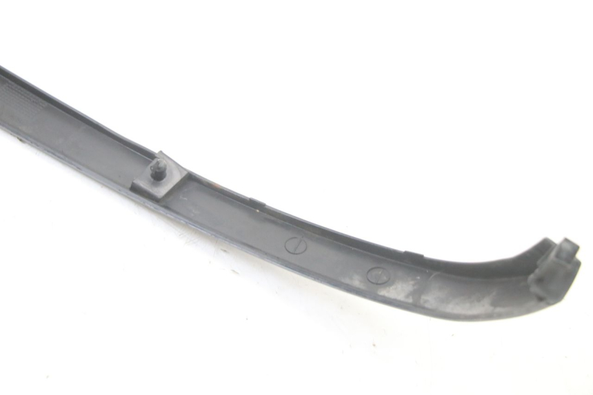 photo de rechter achterste dorpelplaat PIAGGIO VESPA LX 2T 50 (2005 - 2013) - Detailaanzicht