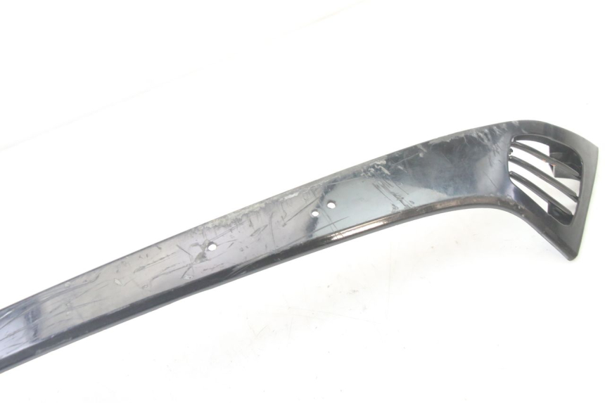 photo de rechter achterste dorpelplaat PIAGGIO VESPA LX 2T 50 (2005 - 2013) - Technische close-up