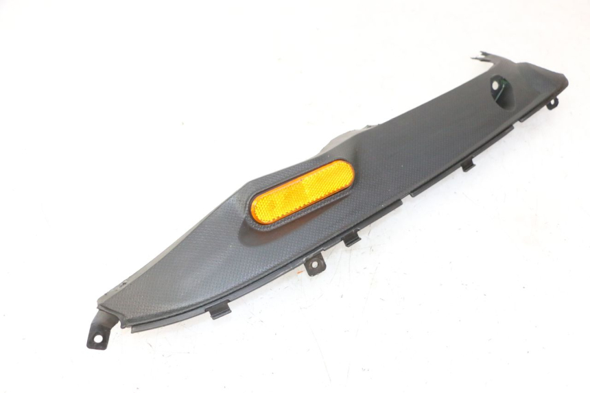 photo de rechter achterzijscherm onderzijde GILERA RUNNER SP 50 (2009 - 2017) - Hoofdaanzicht