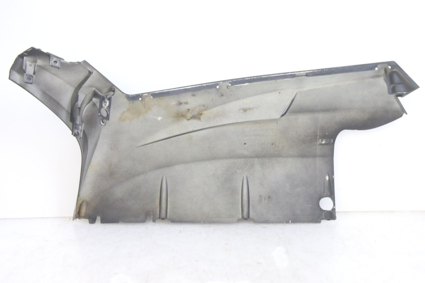 photo de rechter achterste dorpelplaat PEUGEOT SPEEDFIGHT 4 4T 50 (2015 - 2020) - Technische close-up