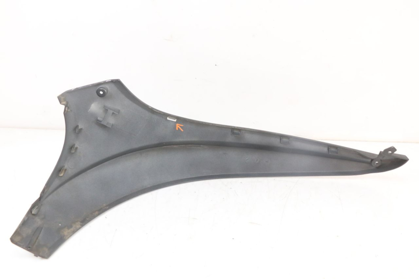 photo de rechter achterste dorpelplaat KYMCO SUPER 8 4T 50 (2018 - 2020) - Andere kijkhoek