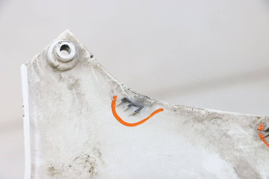 photo de rechter achterste dorpelplaat PIAGGIO VESPA GTS SUPER IE 125 (2009 - 2016) - Zoom op gebruiksstaat