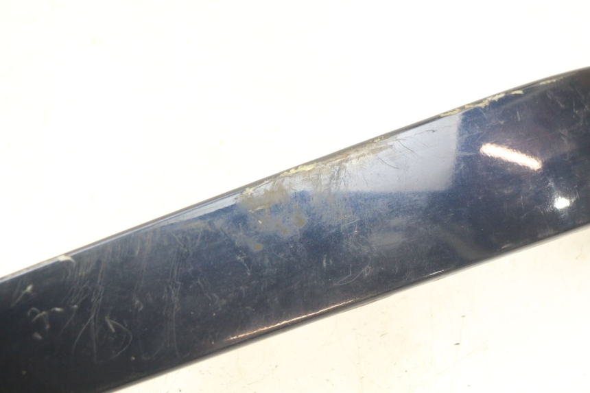 photo de rechter achterste dorpelplaat PIAGGIO VESPA LXV 125 (2006 - 2009) - Andere kijkhoek