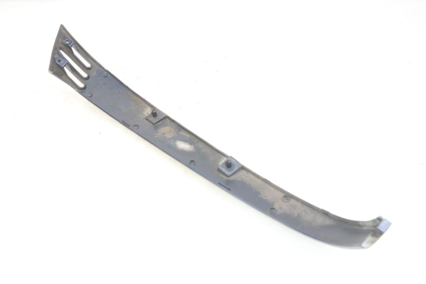 photo de rechter achterste dorpelplaat PIAGGIO VESPA LXV 125 (2006 - 2009) - Overzicht