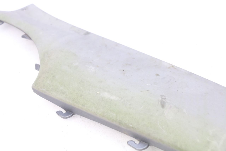 photo de rechter achterste dorpelplaat PIAGGIO X9 EVOLUTION 125 (2003 - 2007) - Zoom op gebruiksstaat