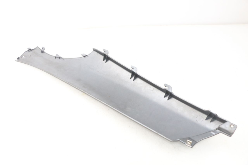 photo de rechter achterzijscherm onderzijde PIAGGIO X9 125 (2000 - 2003) - Zoom op gebruiksstaat