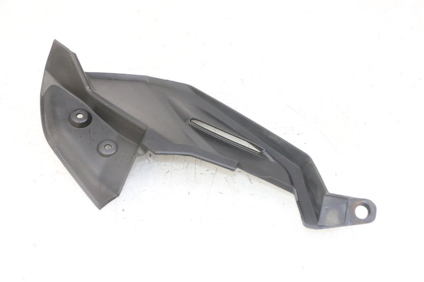 photo de rechter achterste dorpelplaat YAMAHA YP X-MAX XMAX 400 (2014 - 2017) - Overzicht