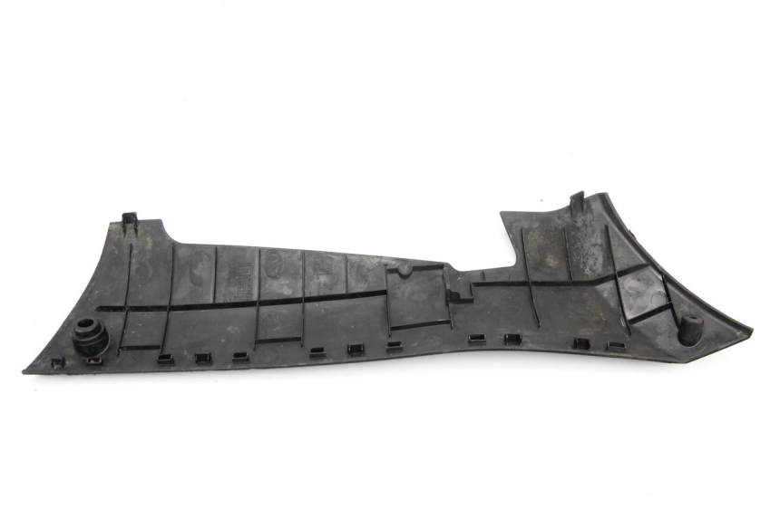 photo de Achterste linker dorpel PEUGEOT KISBEE 4T 50 (2010 - 2017) - Detail van het onderdeel