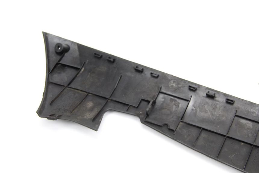 photo de Achterste linker dorpel PEUGEOT KISBEE 4T 50 (2010 - 2017) - Overzicht