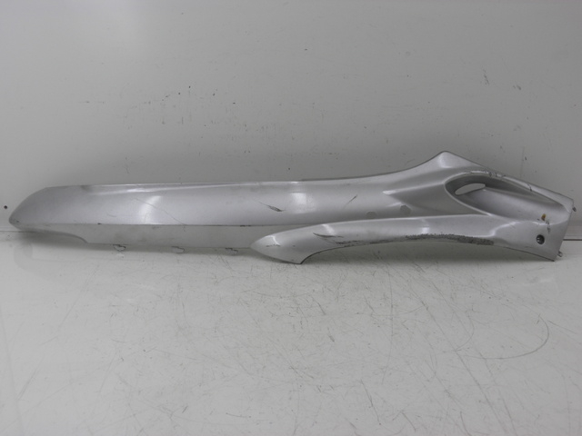 photo de Achterste linker dorpelplaat KYMCO SPACER 50 (1998 - 2009) - Hoofdaanzicht