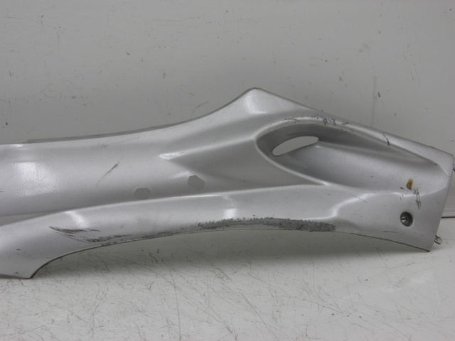photo de Achterste linker dorpelplaat KYMCO SPACER 50 (1998 - 2009) - Andere kijkhoek