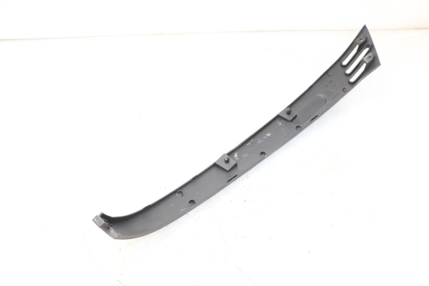 photo de Achterste linker dorpelplaat PIAGGIO LXV 4T 50 (2009 - 2013) - Technische close-up