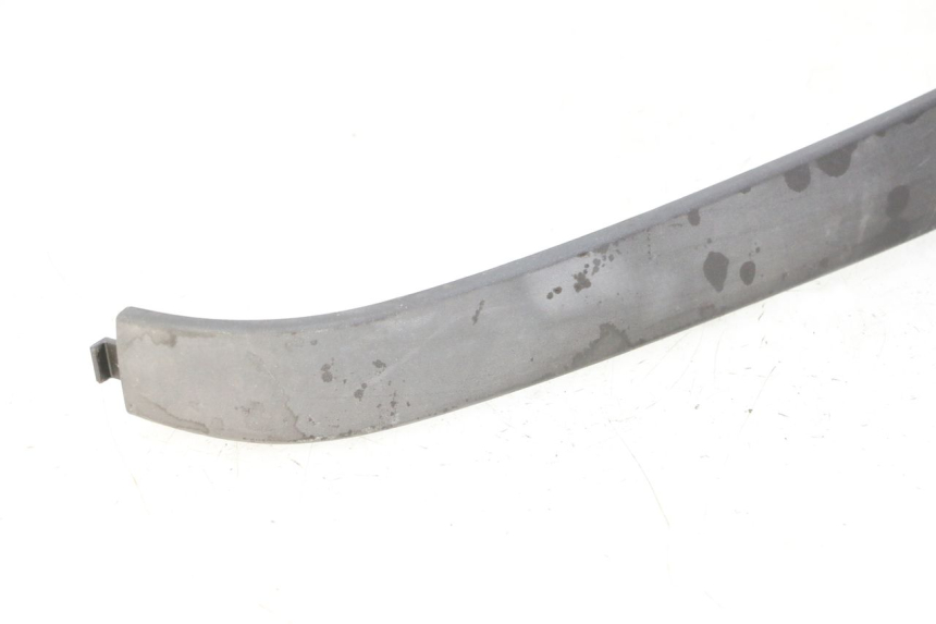 photo de Achterste linker dorpelplaat PIAGGIO LXV 4T 50 (2009 - 2013) - Staat van het oppervlak