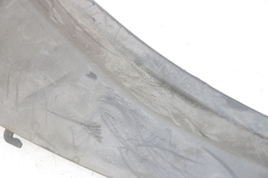 photo de Achterste linker dorpelplaat PIAGGIO MP3 LT 300 (2010 - 2016) - Bevestigingspunten