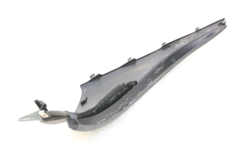 photo de Achterste linker dorpelplaat PIAGGIO MP3 125 (2006 - 2014) - Detail van het onderdeel